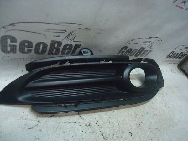 Moldura Do Farol Milha Cibie Direito Honda Hr-v 18/18 Hrv