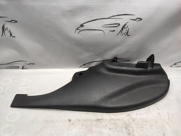 Acabamento Da Coluna Traseira Direita Peugeot 308 13/14