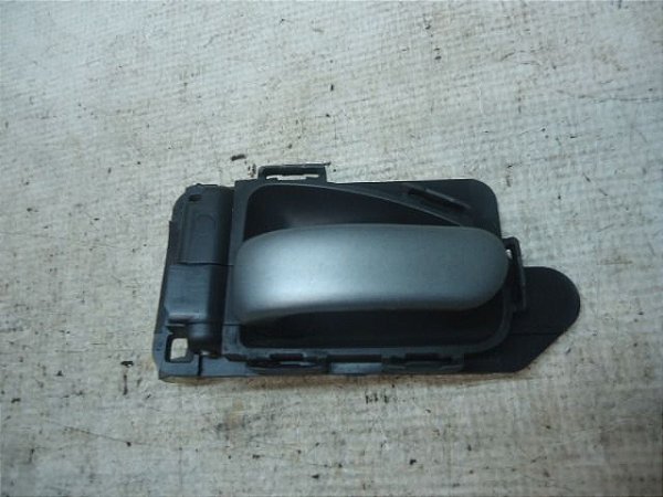 Maçaneta Interna Dianteira Esquerda Xsara Picasso 08 A 12