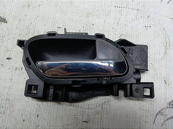 Maçaneta Interna Dianteiro Direito Peugeot 308 12 A 15