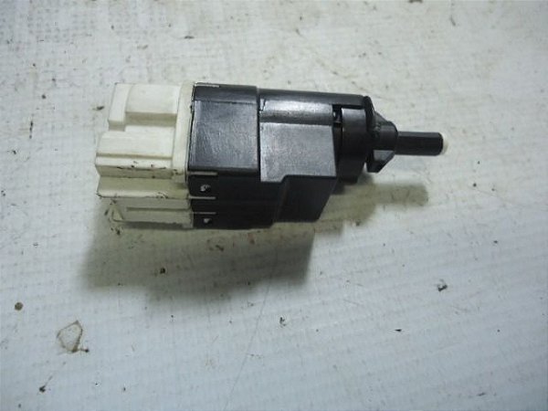 Sensor Pedal Freio Sandero Stepway 16/17