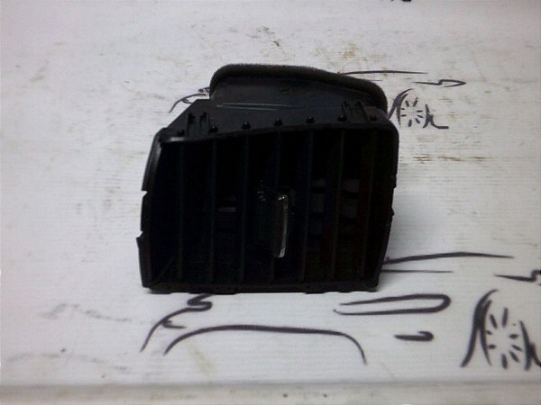 Difusor De Ar Central Esquerdo Mitsubishi Outlander 2015/16