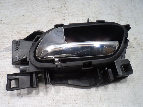 Maçaneta Interna Puxador Dianteira Esq  Citroen C3 13 A 16