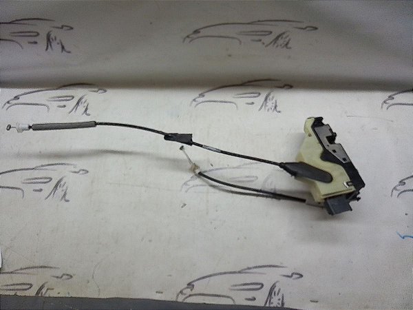 Fechadura Porta Dianteira Direita Peugeot 208 14/15 1.6