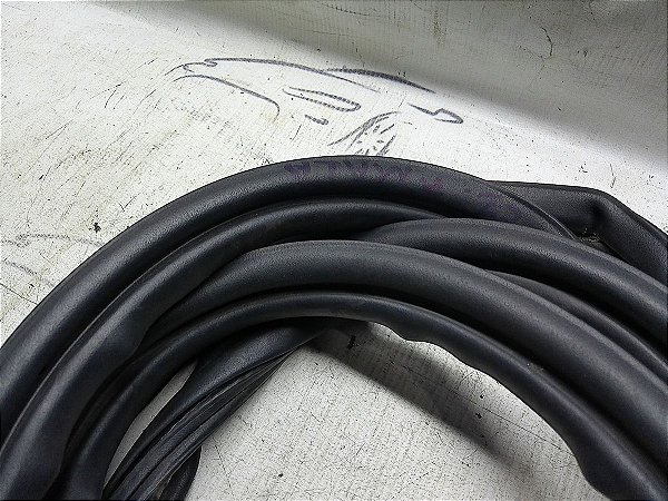 Borracha Tampa Traseira Porta Malas Citroen C3 1.6 16/17