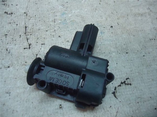 Motor Da Portinhola Tanque Ford Ecosport 2016