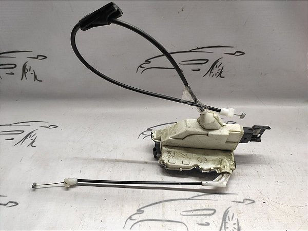 Fechadura Porta Traseira Direita Peugeot 308  14 A 18