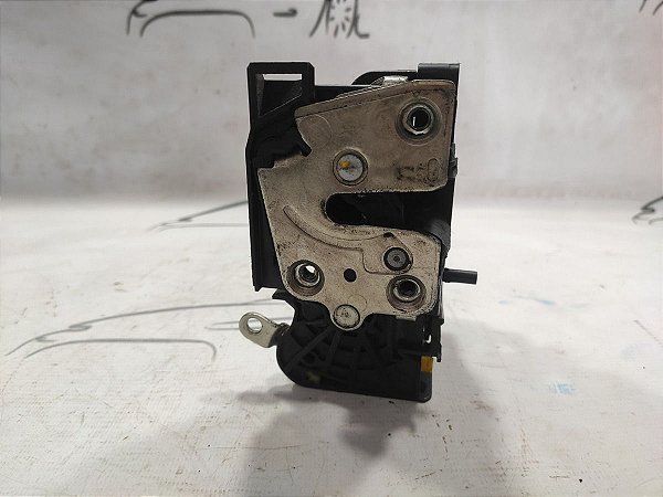 Fechadura Porta Traseira Esquerda Sandero 14 15 16 17 18