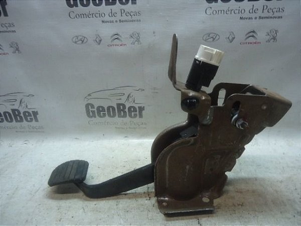 Pedal De Freio Sandero Stepway 1.6 8v 15/16 Manual