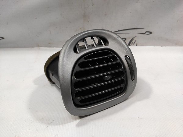 Difusor Saida Ar Ld Esque Painel Citroen Xsara Picasso 08a14