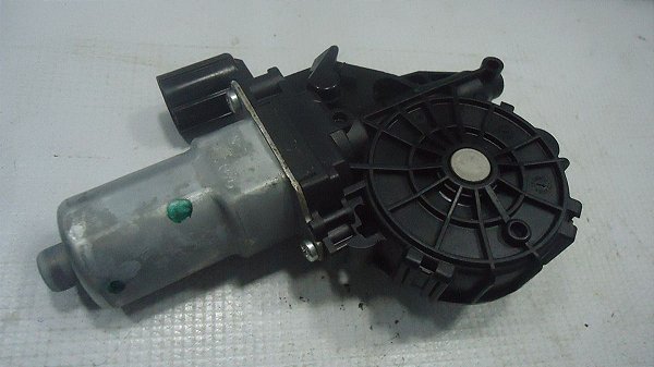 Motor Do Vidro Traseiro Dir Honda Wr-v Wrv 19/20  Original