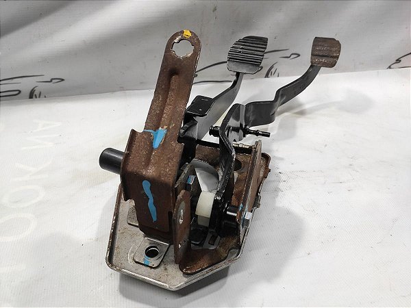 Pedal Embreagem E Freio Xsara Picasso 1.6 Manual 2008 A 14