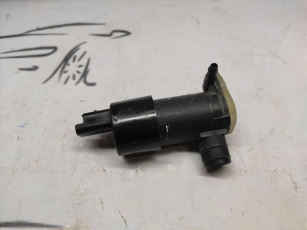 Motor Esguicho  Reservatorio De Agua Renault Kwid 20 21 22
