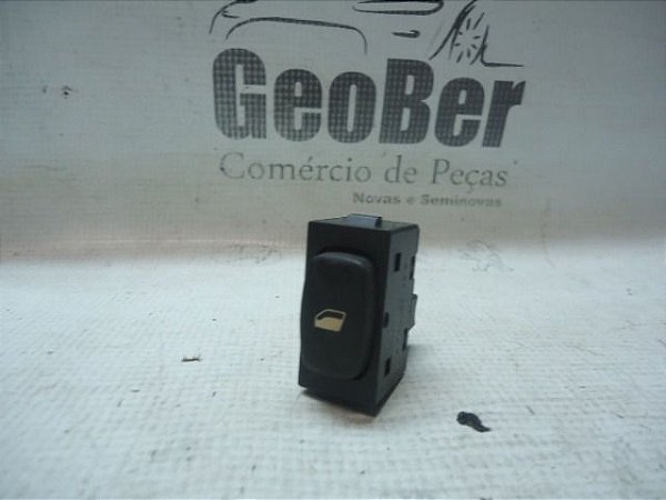 Botao Comando Do Vidro Traseiro Direito Peugeot 307
