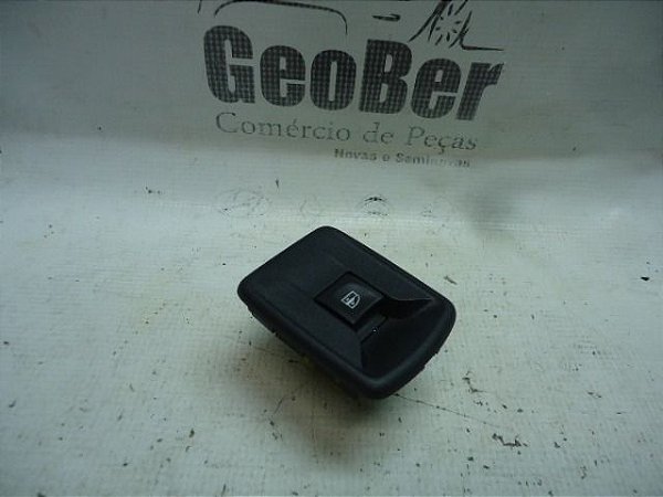 Botao Comando Vidro Dianteiro Direito Sandero Stepway 15/16