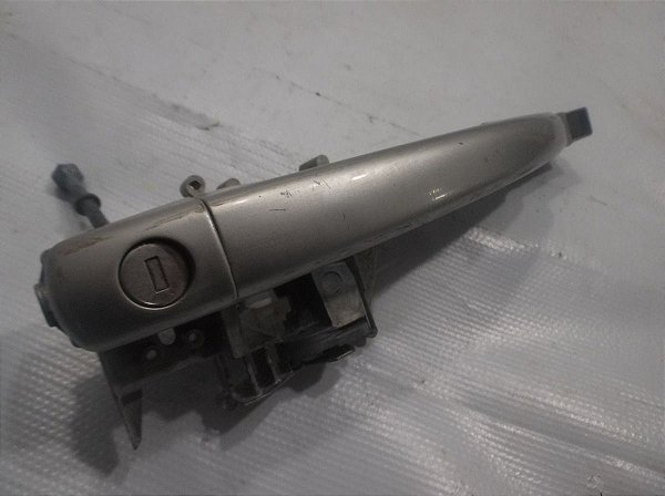 Puxador Porta Maçaneta Externa Diant. Esq. Peugeot 408 11 12