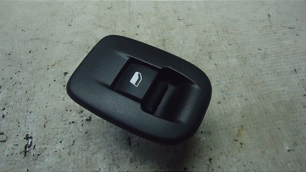 Botao Comando Vidro Traseiro Direito Peugeot 208 2015