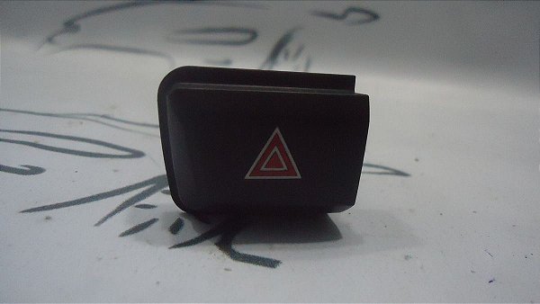 Botao De Alerta Peugeot 2008 15 A 17 Original Envio Imediato