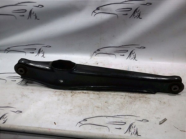 Balança Suspensao Traseira Esquerda Mitsubishi Lancer 19/20