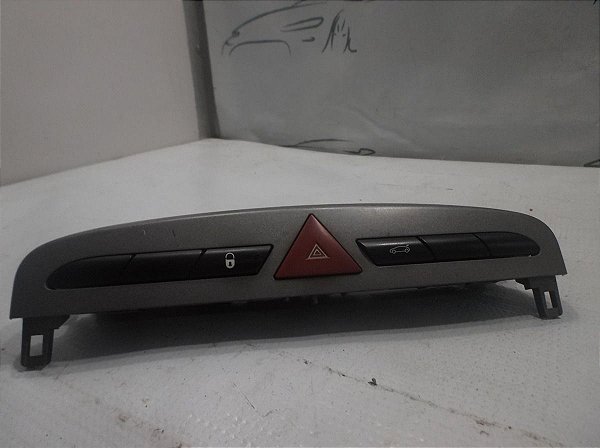 Botao Alerta Trava Abertura Tampa Traseira Peugeot 408 11/12