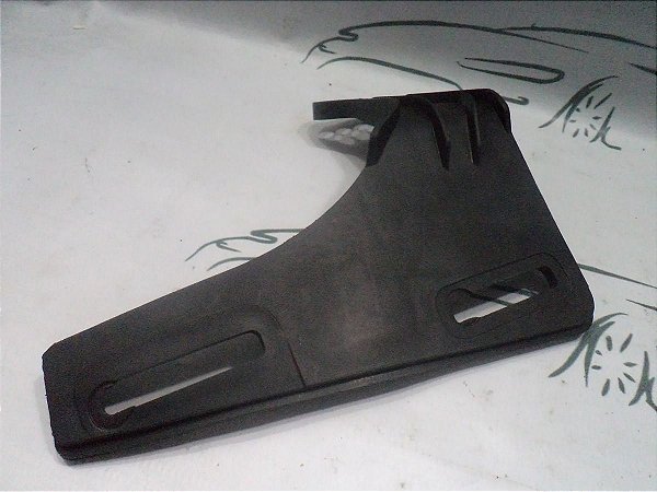 Suporte Interno Paralama Diant. Esq. Peugeot 2008 15 A 17