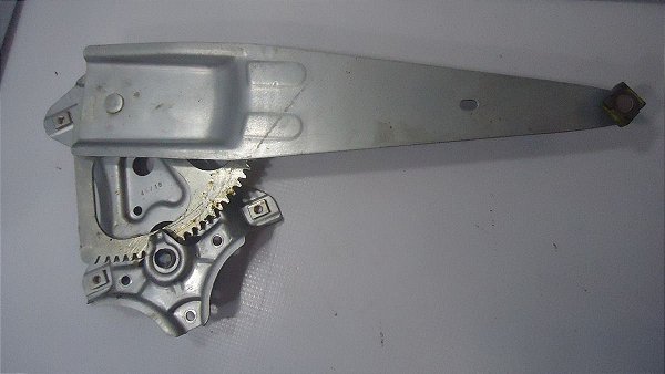Maquina De Vidro Traseira Esquerda Toyota Yaris 18/19
