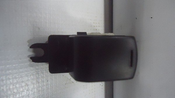 Botao Interruptor Comando De Vidro Traseiro Dir. Versa 15/16