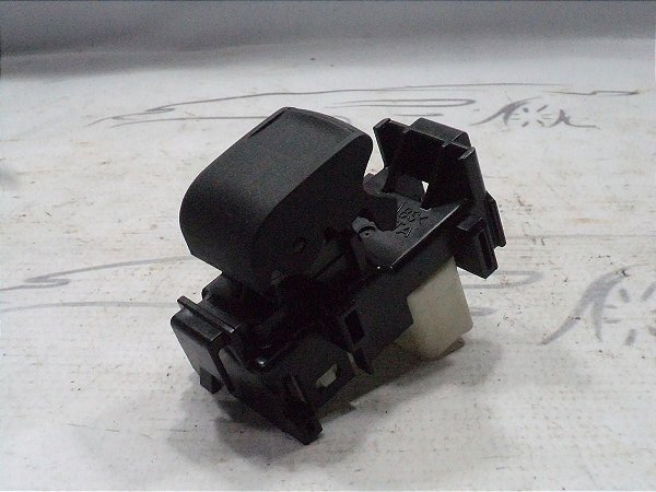 Botao Interruptor Comando Vidro Dianteiro Dir. Etios 17/18