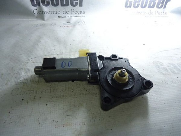 Motor Vidro Dianteiro Direito Hyundai I30 2008 A 2011