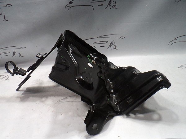 Base De Ferro Da Bateria Toyota Etios 17/18 Original