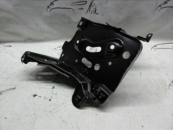 Suporte Ferro Bateria  Yaris 1.5 2023 165km Rodado
