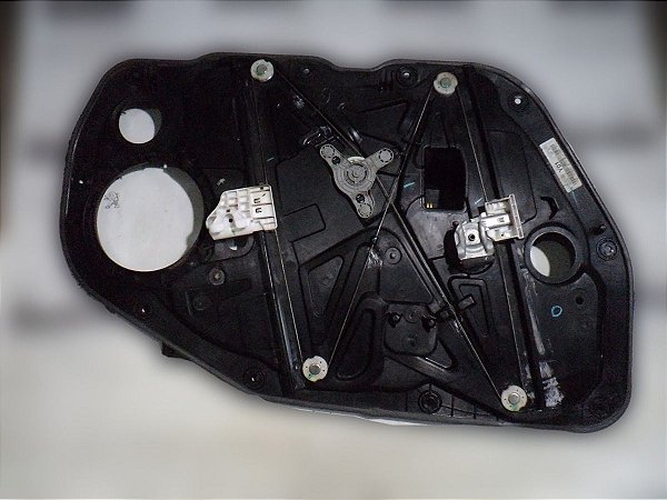 Maquina Do Vidro Dianteiro Direito Kia Cerato 13/14