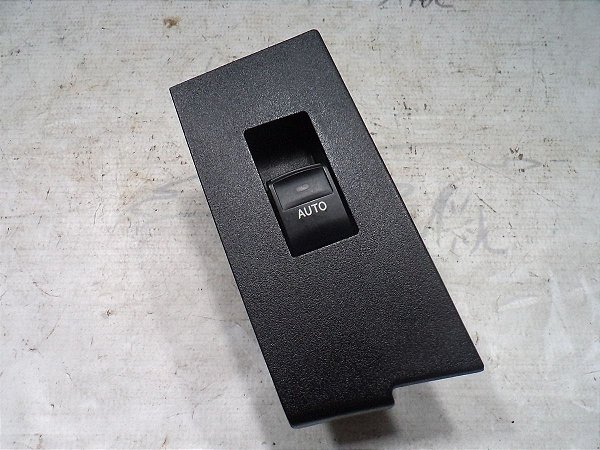 Botao Interruptor Comando Vidro Tras Esq Toyota Corolla 2017