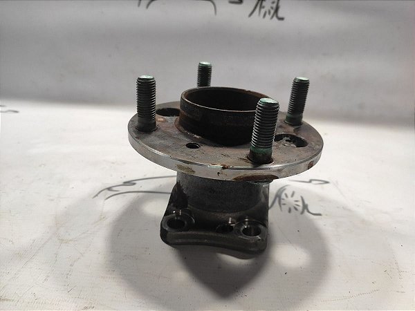 Cubo De Roda Traseiro Direito New Fiesta Titanium 15 A 18