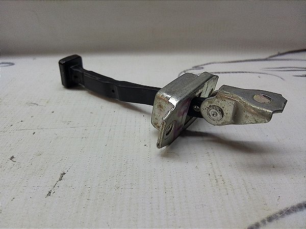 Limitador De Porta Traseira Direita Nissan Kicks 19/20