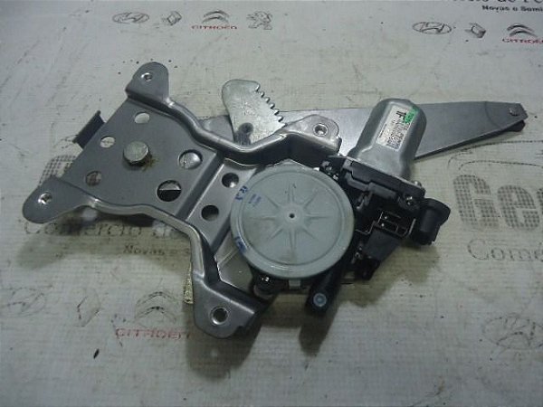 Maquina E Motor Vidro Traseiro Direito Toyota Etios 14/14