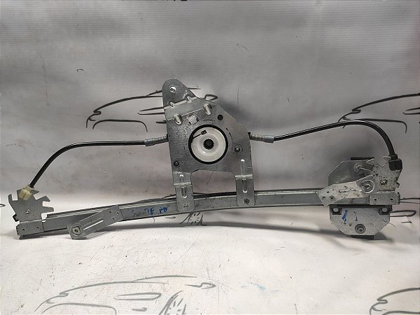 Maquina De Vidro Dianteiro Esquerdo Sandero 14 15 16 17 18