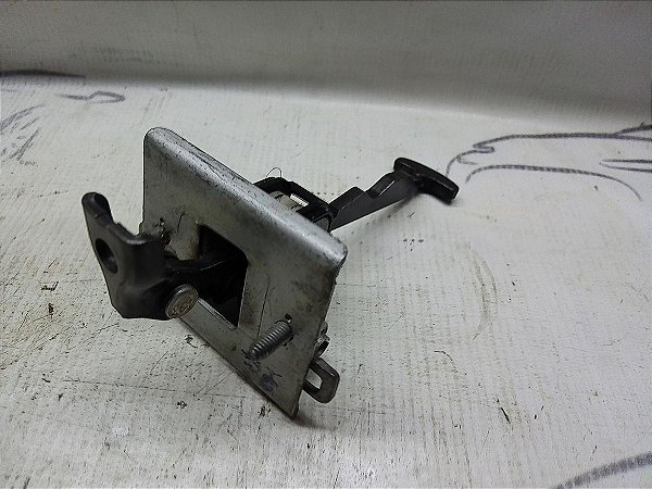 Limitador Porta Dianteiro Esquerdo Peugeot 308 12 A 15