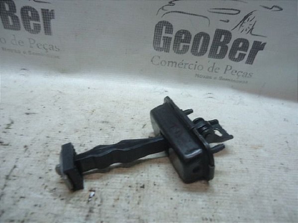Limitador Porta Traseira Direita Peugeot 2008 15 A 17