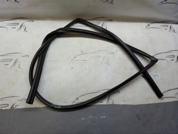 Borracha Contorno Vidro Dianteira Esquerda Yaris Xls 19/20