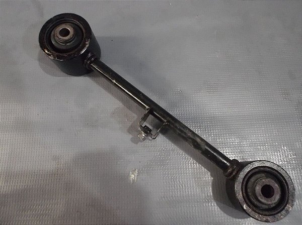 Braço Suspensao Lado Esquerdo Pajero Tr4 2.0 11/12 Original