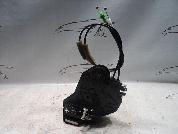 Fechadura Eletrica Porta Traseira Dir. Toyota Corolla 16/17