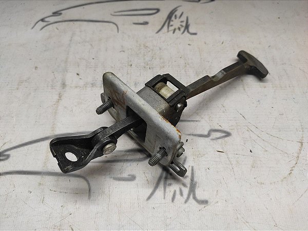 Limitador Porta Traseira Esquerda Peugeot 308 Allure 14 A 18