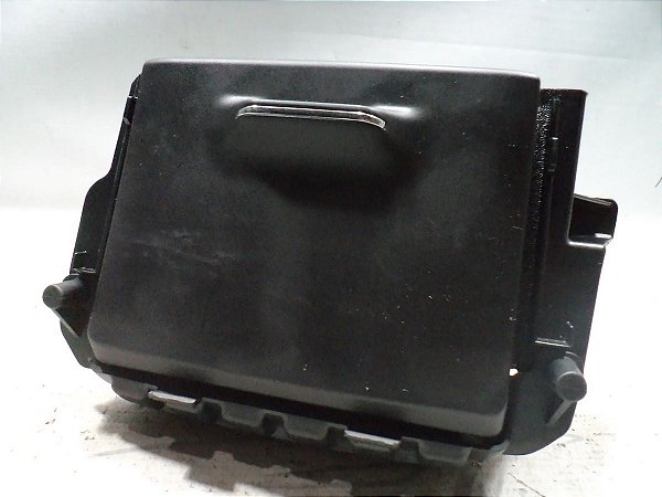 Porta Treco Com Plug 12v Tomada 12v Toyota Corolla Xei 16/17
