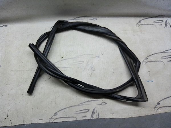 Borracha Contorno Vidro Dianteiro Direito Yaris 19/20 Hatch