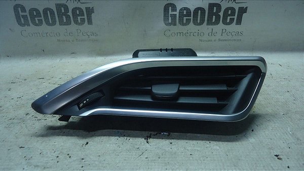 Difusor De Ar Lado Direito  Peugeot 208 2015