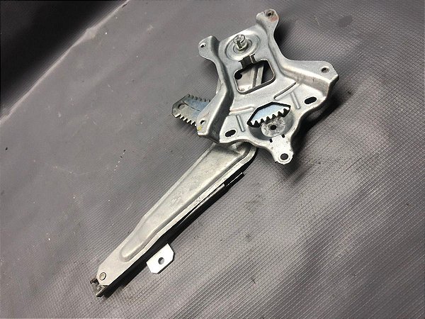 Maquina Vidro Traseiro Esquerdo Pajero Tr4 2.0 11/12