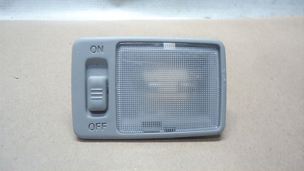 Luz Cortesia Teto Toyota Corolla 2016