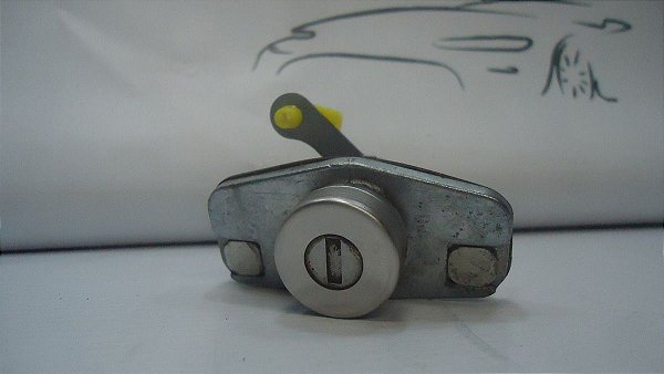 Miolo Fechadura Tampa Traseira Nissan Versa 15/16