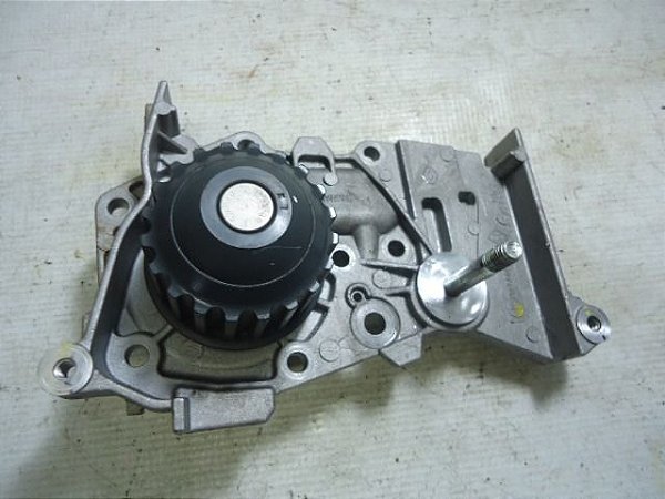 Bomba De Agua Sandero Stepway 1.6 8v 16/17